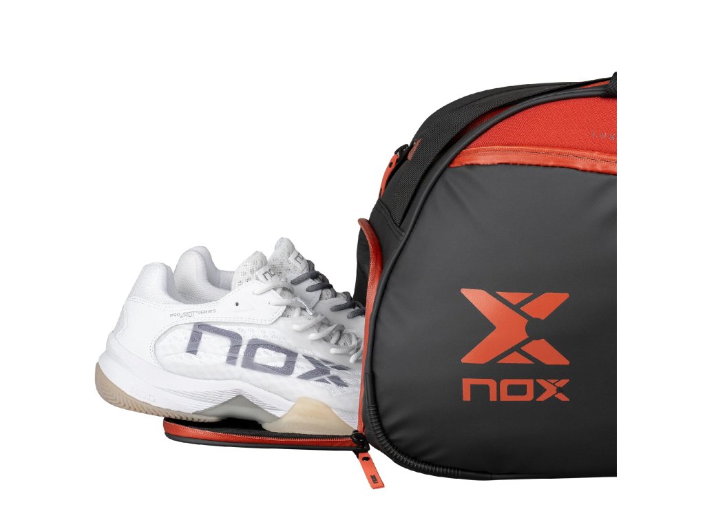 Taška na padel NOX Luxury Open Series - detail přihrádek