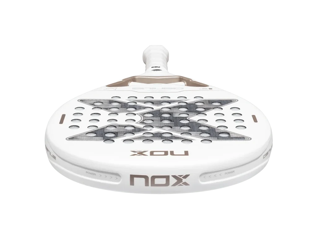 Nox Genius 12K Alum XTREM Lite By Agustín Tapia 2027 padelová raketa